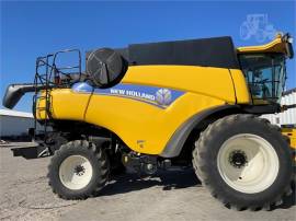 2012 NEW HOLLAND CR7090