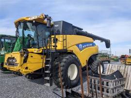 2012 NEW HOLLAND CR8080