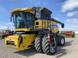 2012 NEW HOLLAND CR8090