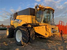 2012 NEW HOLLAND CR8090