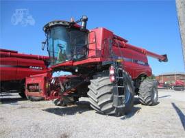 2013 CASE IH 8230