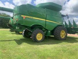 2013 JOHN DEERE S660