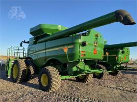 2013 JOHN DEERE S660