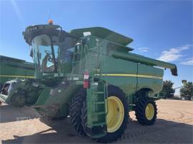 2013 JOHN DEERE S670