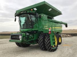 2013 JOHN DEERE S670