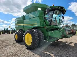 2013 JOHN DEERE S670