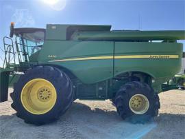 2013 JOHN DEERE S670