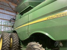 2013 JOHN DEERE S670