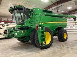 2013 JOHN DEERE S670