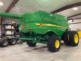 2013 JOHN DEERE S670