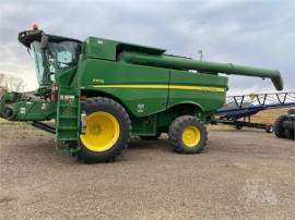 2013 JOHN DEERE S670