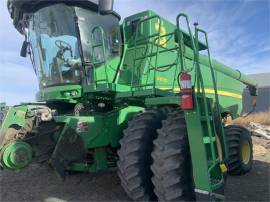 2013 JOHN DEERE S670