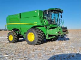 2013 JOHN DEERE S670