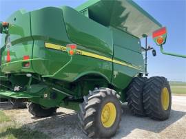 2013 JOHN DEERE S680