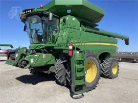 2013 JOHN DEERE S680