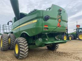 2013 JOHN DEERE S680