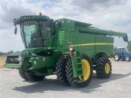 2013 JOHN DEERE S680