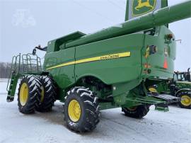 2013 JOHN DEERE S680