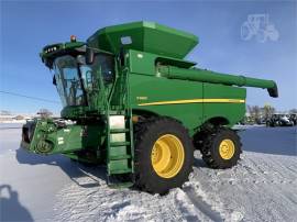 2013 JOHN DEERE S680