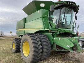 2013 JOHN DEERE S680