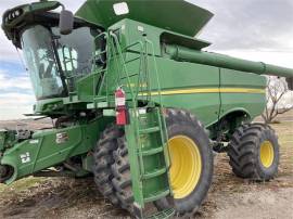 2013 JOHN DEERE S680