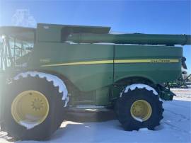 2013 JOHN DEERE S680