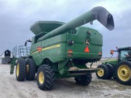 2013 JOHN DEERE S680