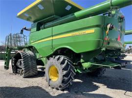 2013 JOHN DEERE S690