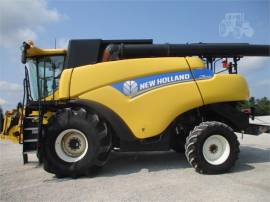 2013 NEW HOLLAND CR6090