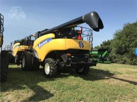 2013 NEW HOLLAND CR7090