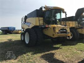 2013 NEW HOLLAND CR7090