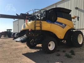 2013 NEW HOLLAND CR8090