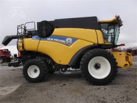 2013 NEW HOLLAND CR8090