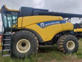 2013 NEW HOLLAND CR8090