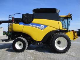 2013 NEW HOLLAND CR8090