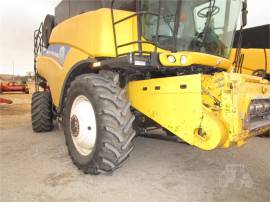 2013 NEW HOLLAND CR8090