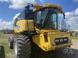 2013 NEW HOLLAND CR8090