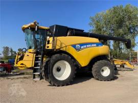 2013 NEW HOLLAND CR8090