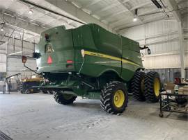 2014 JOHN DEERE S660