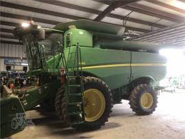 2014 JOHN DEERE S660