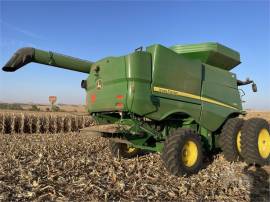 2014 JOHN DEERE S660