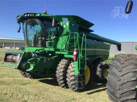 2014 JOHN DEERE S660