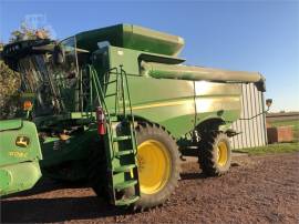 2014 JOHN DEERE S660