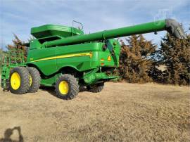 2014 JOHN DEERE S670