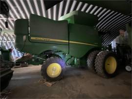 2014 JOHN DEERE S670