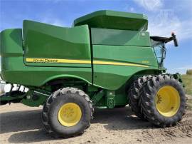 2014 JOHN DEERE S670