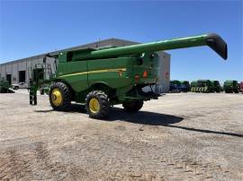 2014 JOHN DEERE S670