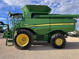 2014 JOHN DEERE S680