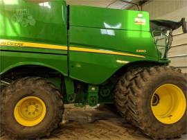 2014 JOHN DEERE S690