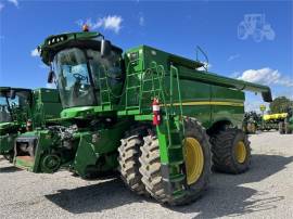 2014 JOHN DEERE S690